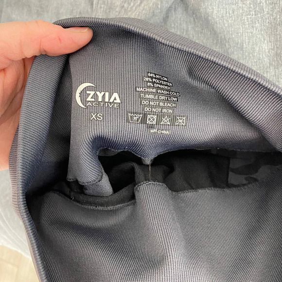 Zyia Active Performance Gray Camo Camouflage Seamless High Rise Leggings size XS - Picture 3 of 7